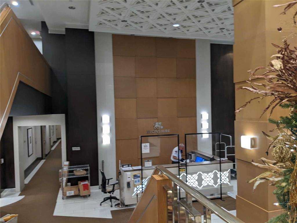 100 Harrison Garden Blvd Toronto North York - 24 Hour Concierge